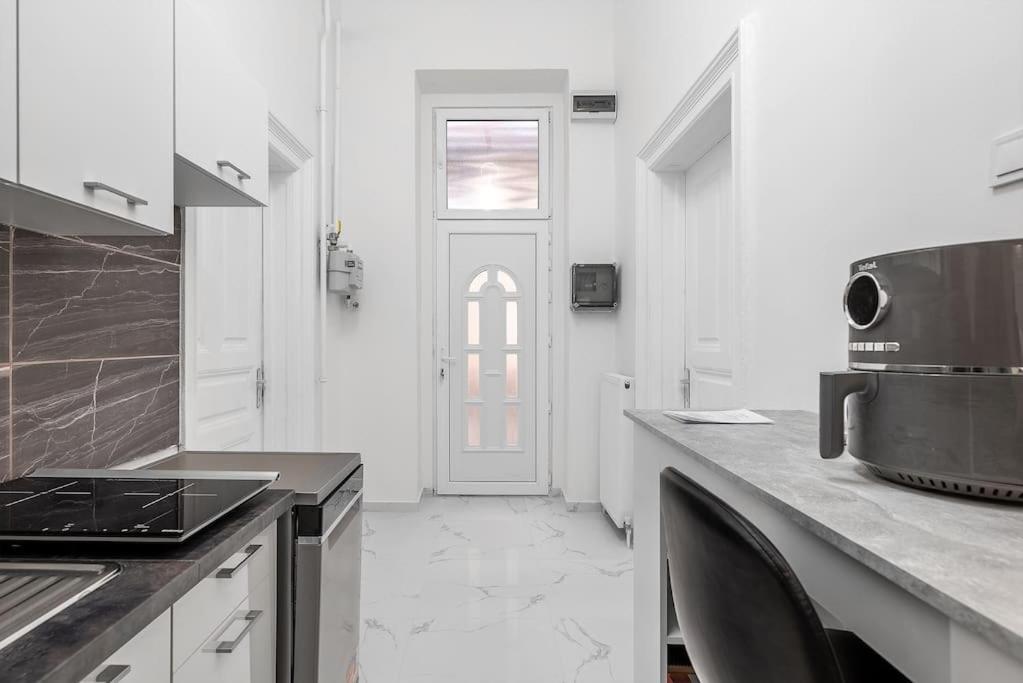 Dizsu'S Place Βουδαπέστη Εξωτερικό φωτογραφία